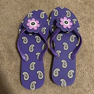 Vera Bradley flower flip flops size large (9-10).